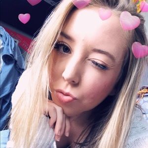 Meet your Posher, Jocelyn